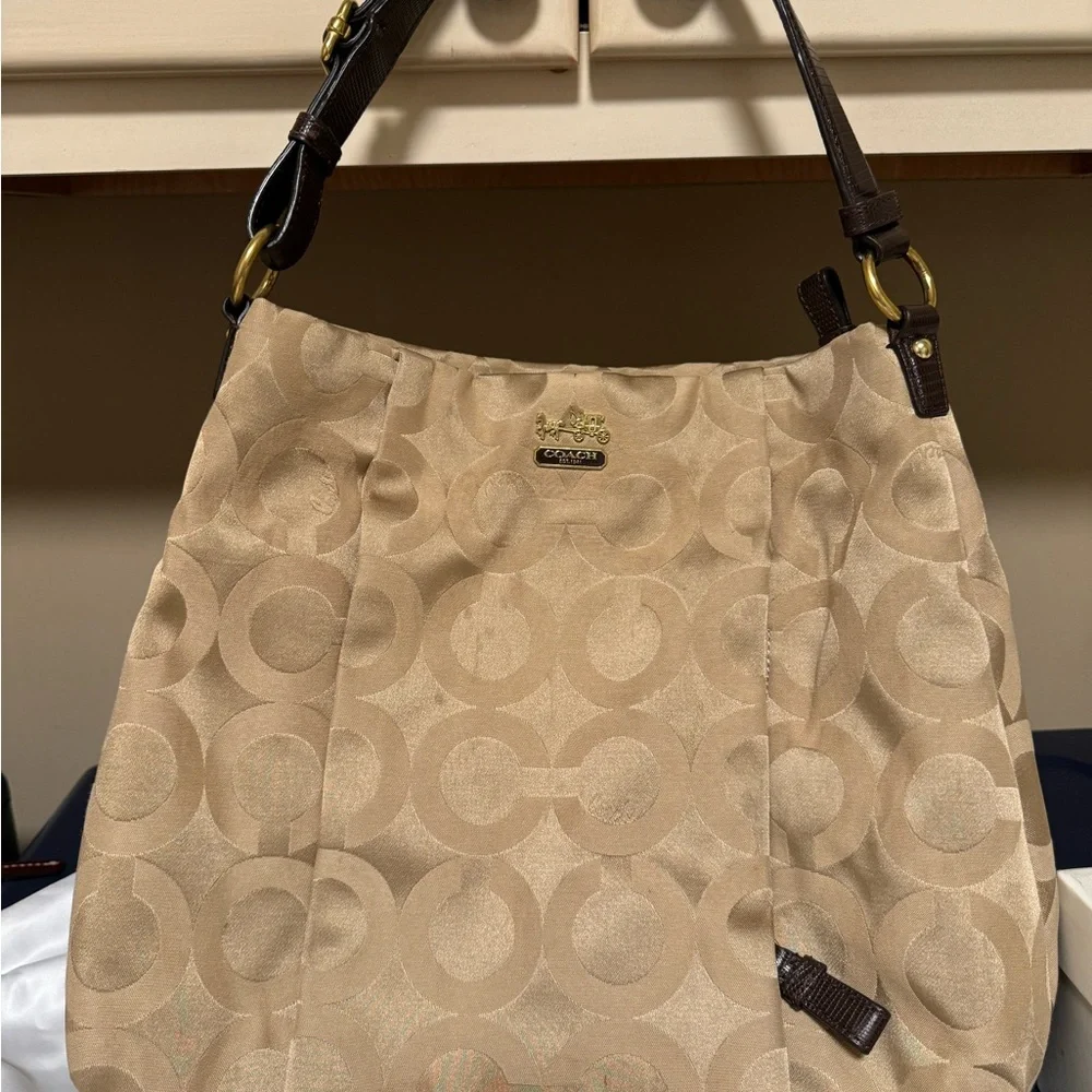 Coach Shoulder bag - Picture 1 of 3